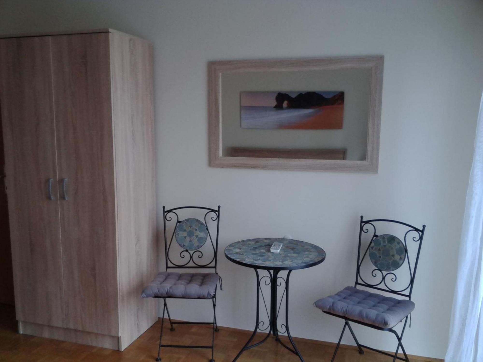 Apartments Villa Elizabet Малинска Екстериор снимка