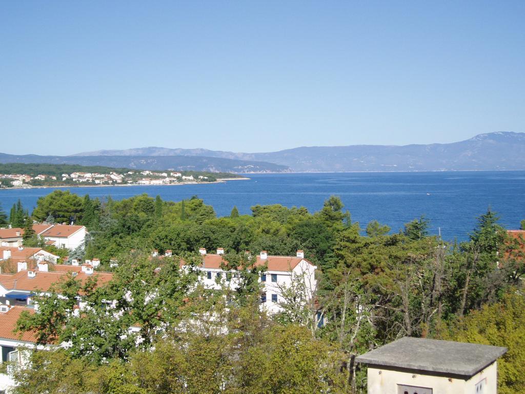 Apartments Villa Elizabet Малинска Екстериор снимка