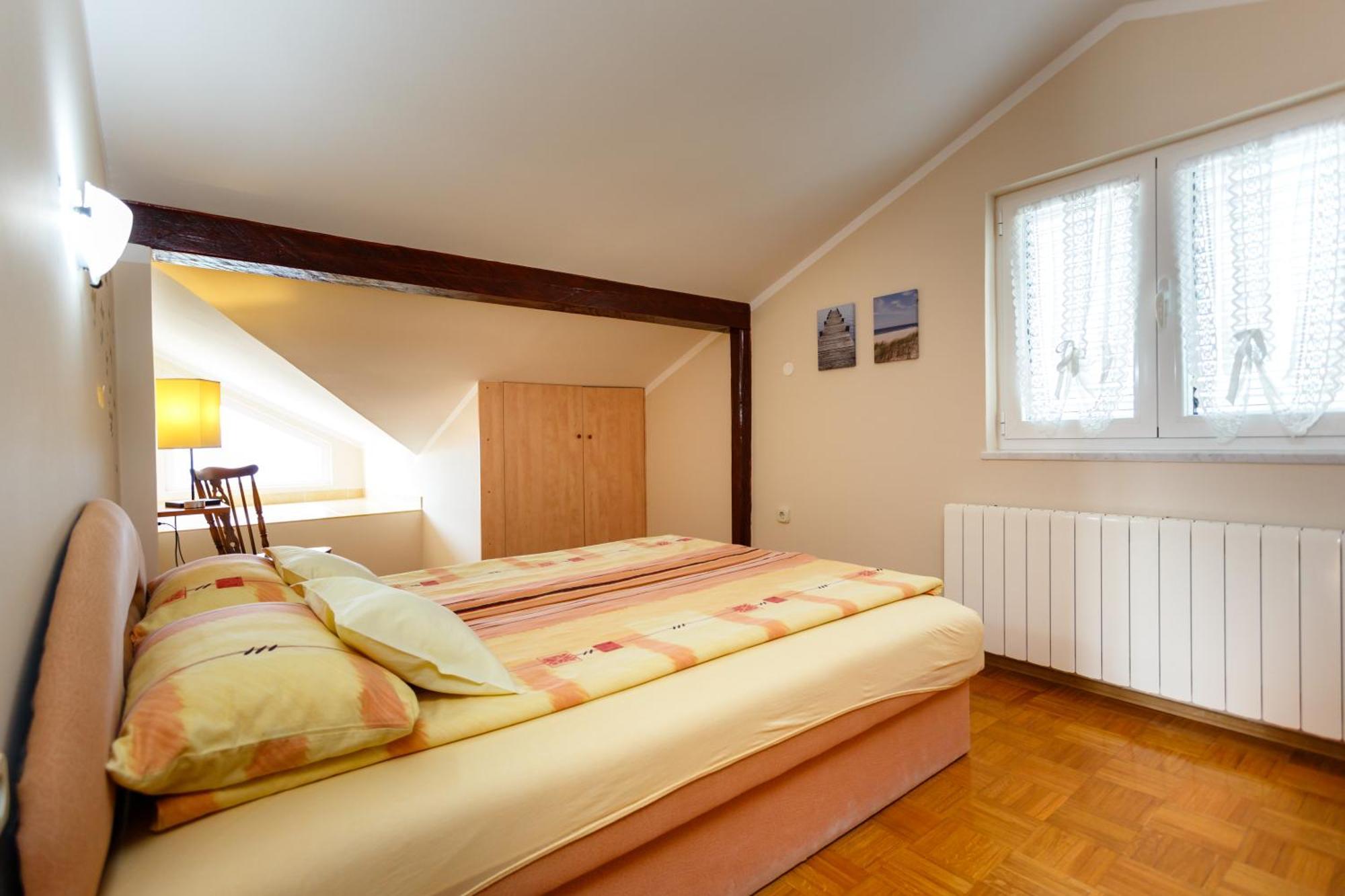 Apartments Villa Elizabet Малинска Екстериор снимка